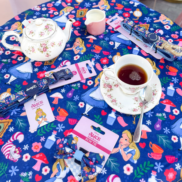 Dog Blanket - Alice In Wonderland