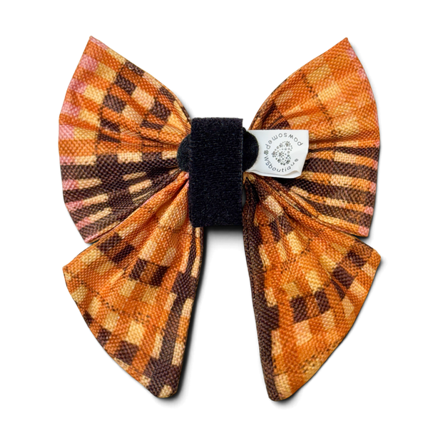 Sailor Bow - Golden Acre
